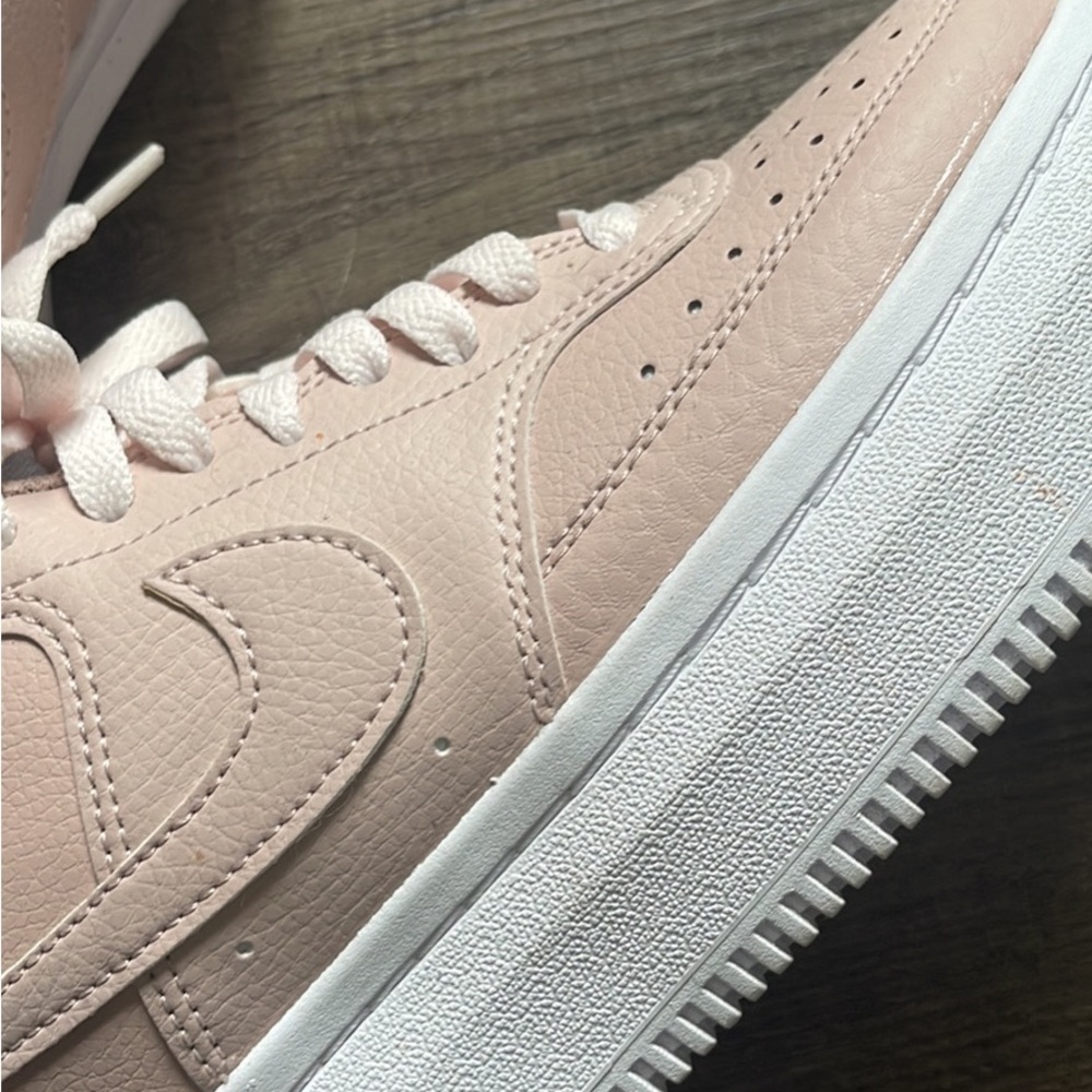8.5 Nike court vision like new - Picture 3 of 4